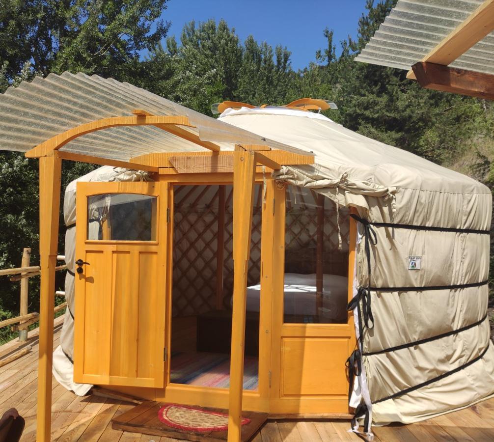 Glamping La Cascina D'Orleans Hotel Saint-Pierre Exterior photo